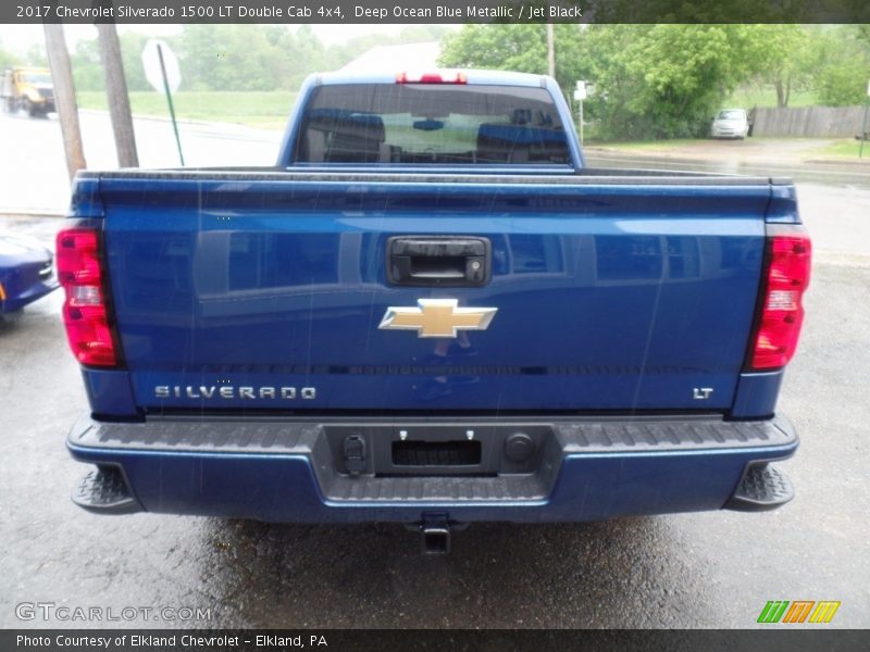 Deep Ocean Blue Metallic / Jet Black 2017 Chevrolet Silverado 1500 LT Double Cab 4x4