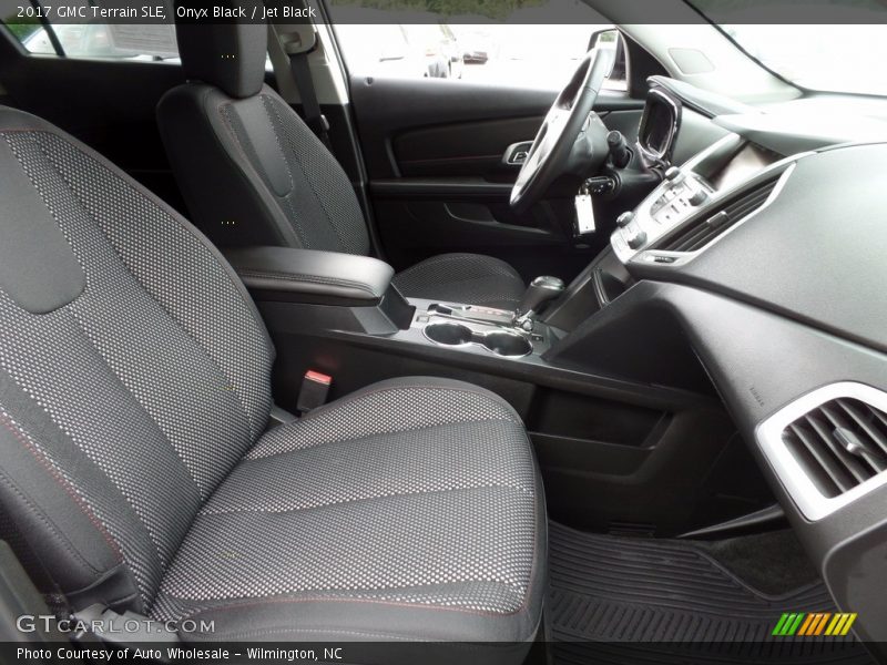 Onyx Black / Jet Black 2017 GMC Terrain SLE