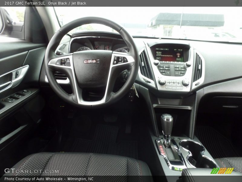 Onyx Black / Jet Black 2017 GMC Terrain SLE