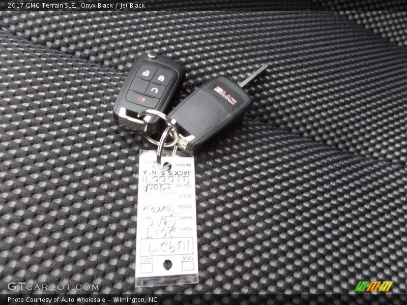 Onyx Black / Jet Black 2017 GMC Terrain SLE