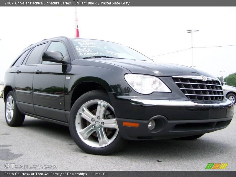 Brilliant Black / Pastel Slate Gray 2007 Chrysler Pacifica Signature Series
