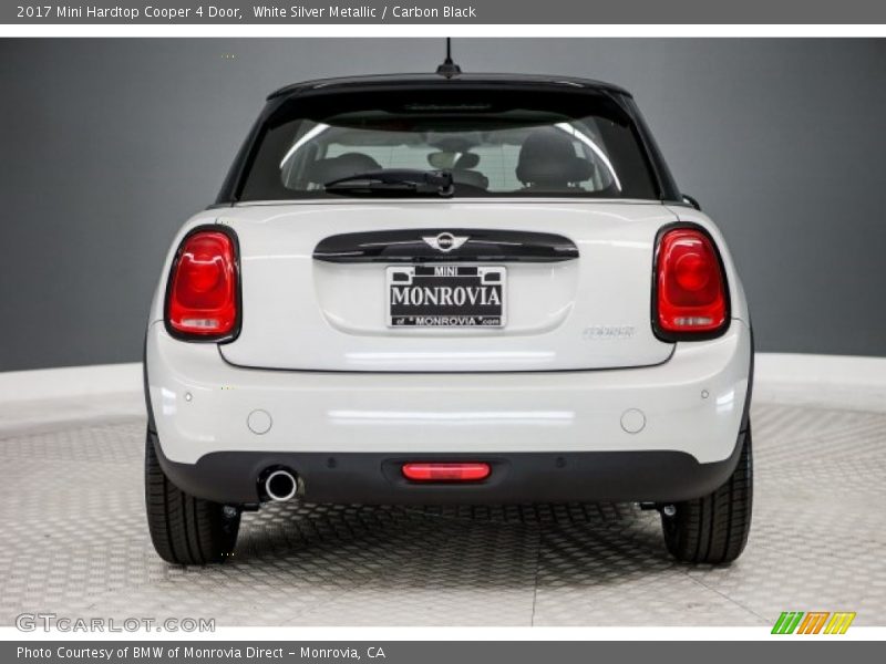 White Silver Metallic / Carbon Black 2017 Mini Hardtop Cooper 4 Door