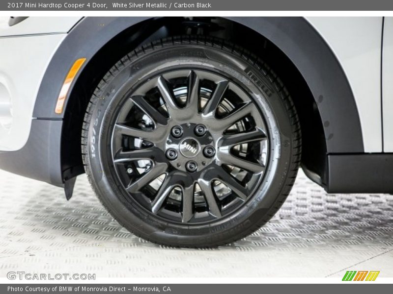 White Silver Metallic / Carbon Black 2017 Mini Hardtop Cooper 4 Door