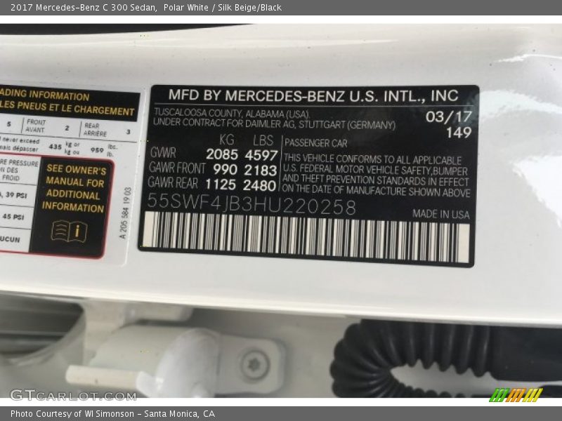 Polar White / Silk Beige/Black 2017 Mercedes-Benz C 300 Sedan