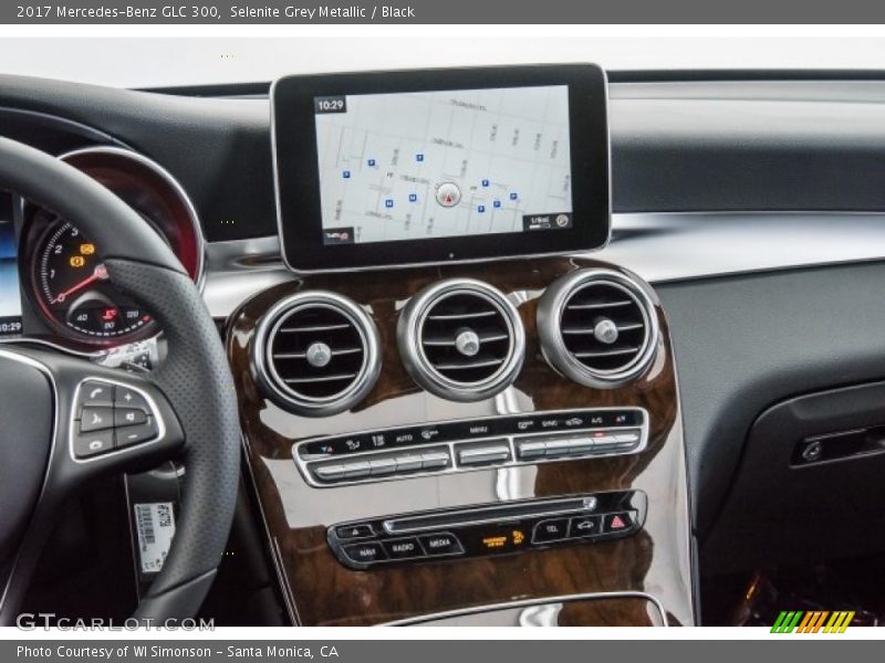 Selenite Grey Metallic / Black 2017 Mercedes-Benz GLC 300