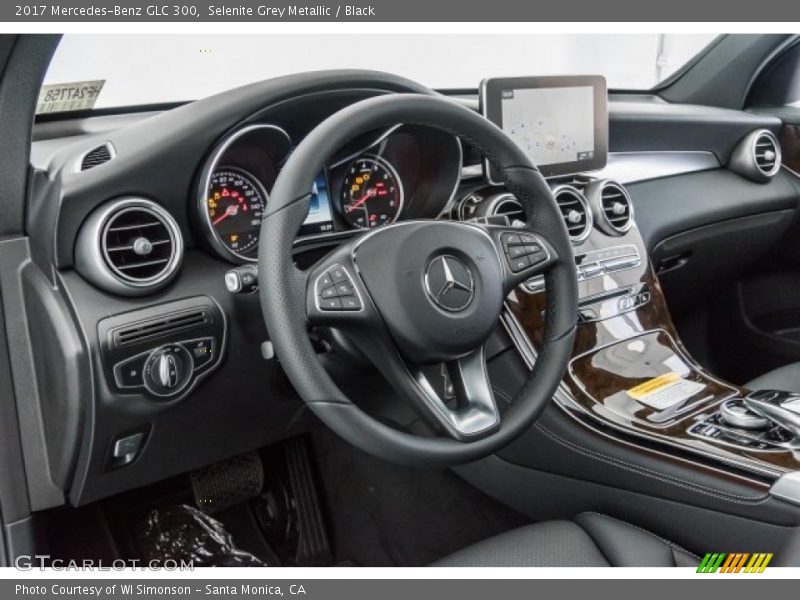 Selenite Grey Metallic / Black 2017 Mercedes-Benz GLC 300