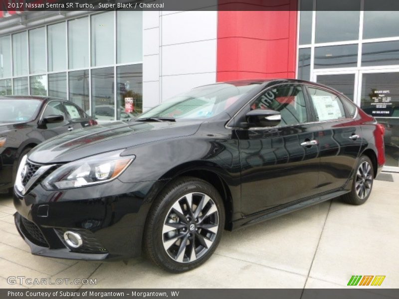 Front 3/4 View of 2017 Sentra SR Turbo