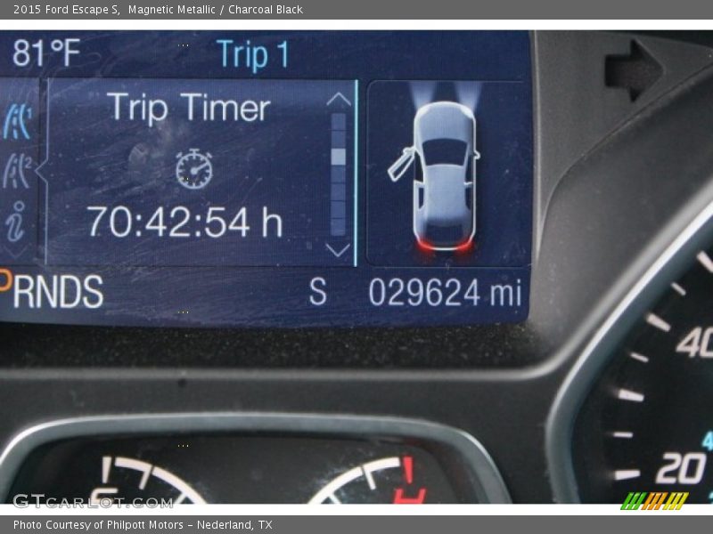 Magnetic Metallic / Charcoal Black 2015 Ford Escape S