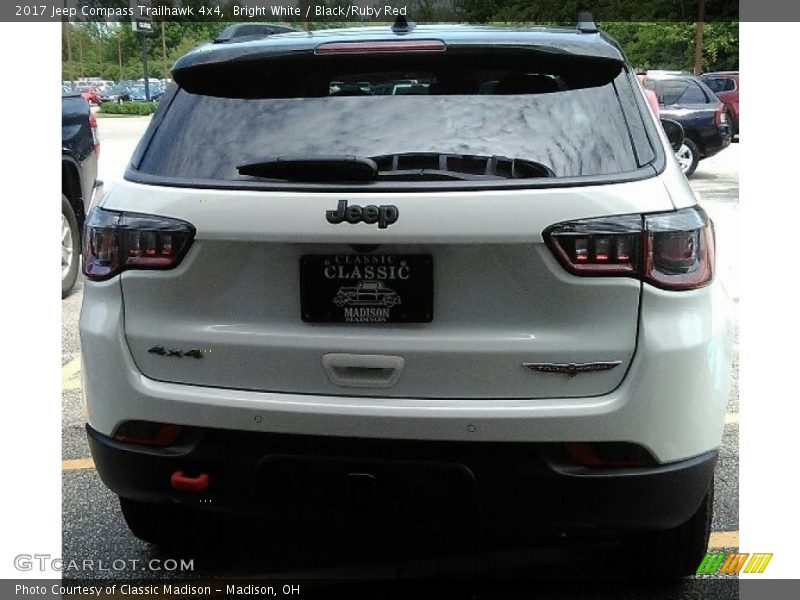 Bright White / Black/Ruby Red 2017 Jeep Compass Trailhawk 4x4