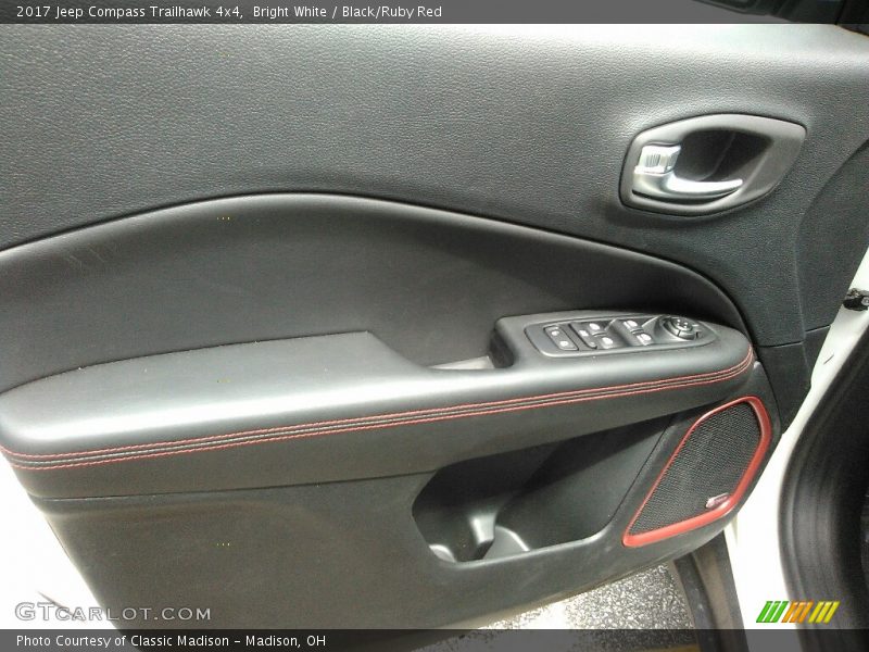 Bright White / Black/Ruby Red 2017 Jeep Compass Trailhawk 4x4