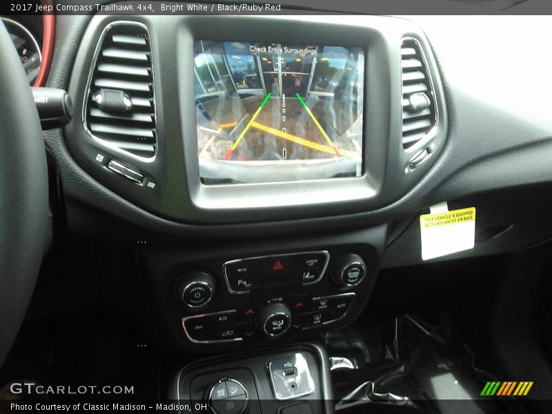 Bright White / Black/Ruby Red 2017 Jeep Compass Trailhawk 4x4