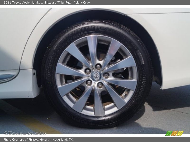 Blizzard White Pearl / Light Gray 2011 Toyota Avalon Limited