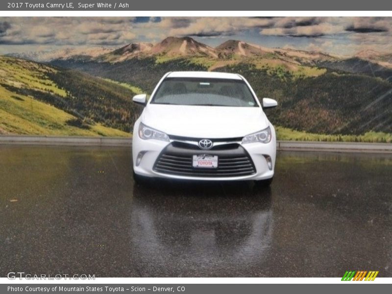 Super White / Ash 2017 Toyota Camry LE