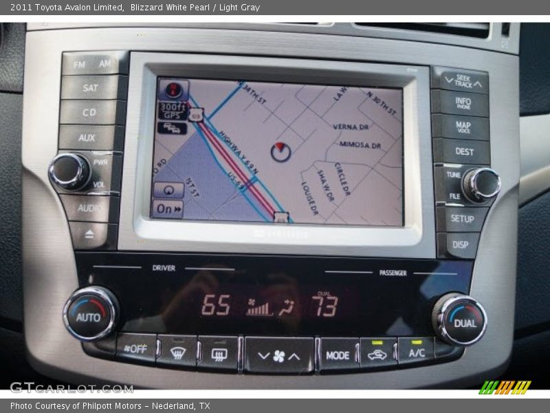 Blizzard White Pearl / Light Gray 2011 Toyota Avalon Limited