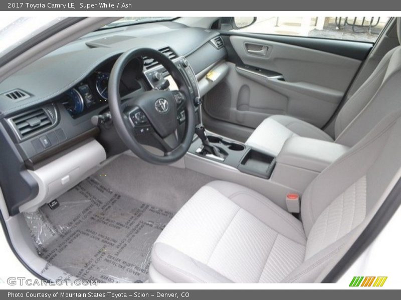 Super White / Ash 2017 Toyota Camry LE
