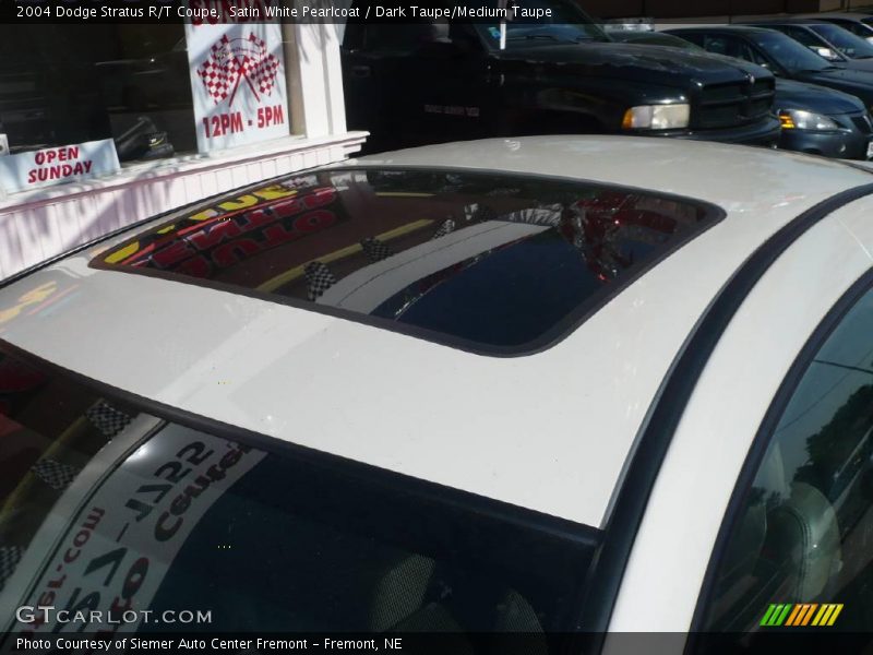 Satin White Pearlcoat / Dark Taupe/Medium Taupe 2004 Dodge Stratus R/T Coupe