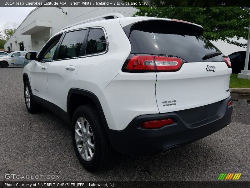 Bright White / Iceland - Black/Iceland Gray 2014 Jeep Cherokee Latitude 4x4