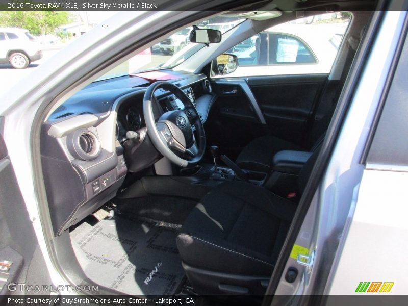 Silver Sky Metallic / Black 2016 Toyota RAV4 XLE
