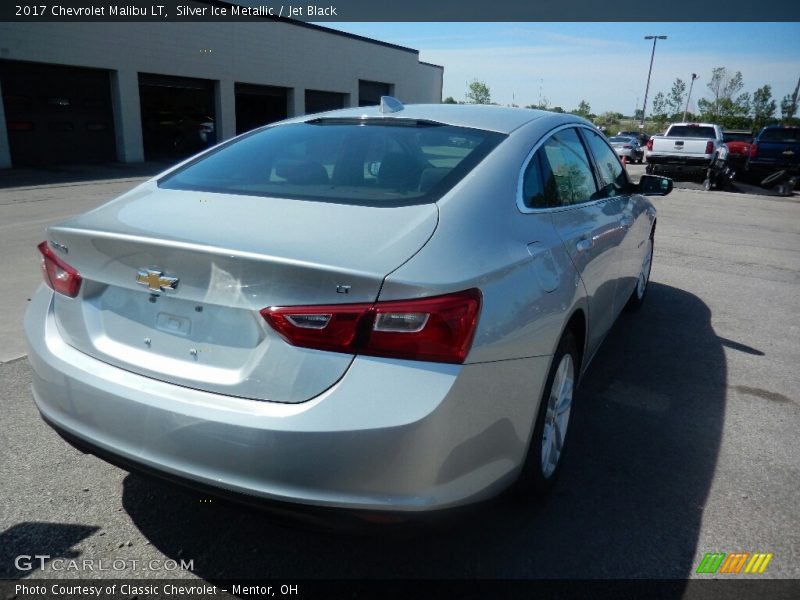 Silver Ice Metallic / Jet Black 2017 Chevrolet Malibu LT