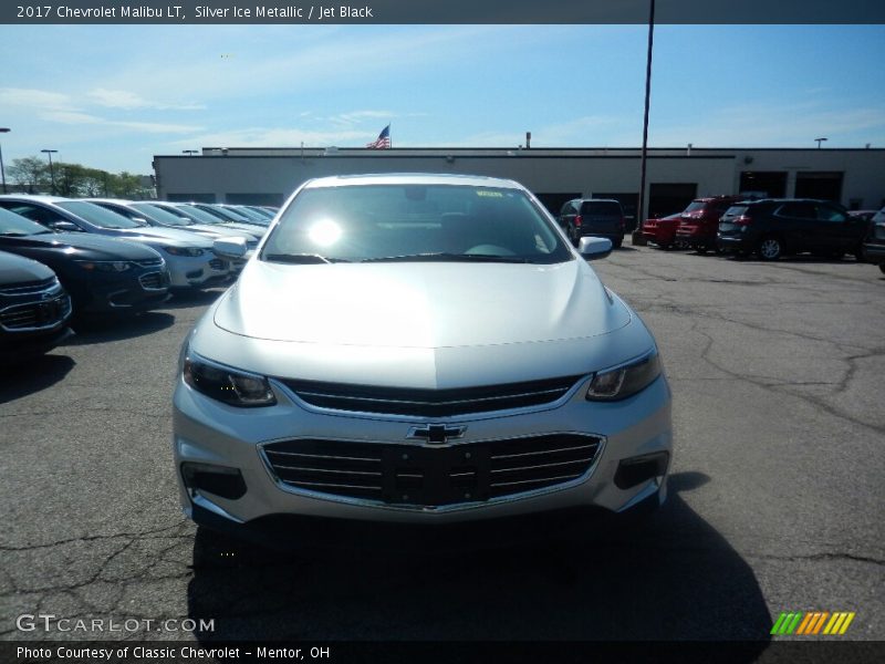 Silver Ice Metallic / Jet Black 2017 Chevrolet Malibu LT