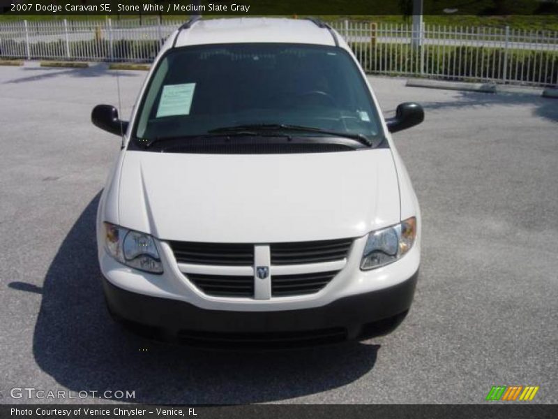 Stone White / Medium Slate Gray 2007 Dodge Caravan SE