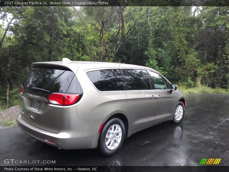 Molten Silver / Cognac/Alloy/Toffee 2017 Chrysler Pacifica LX