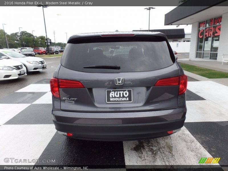 Modern Steel Metallic / Gray 2016 Honda Pilot EX-L