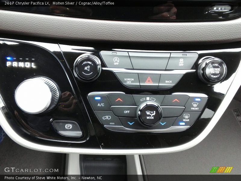 Controls of 2017 Pacifica LX