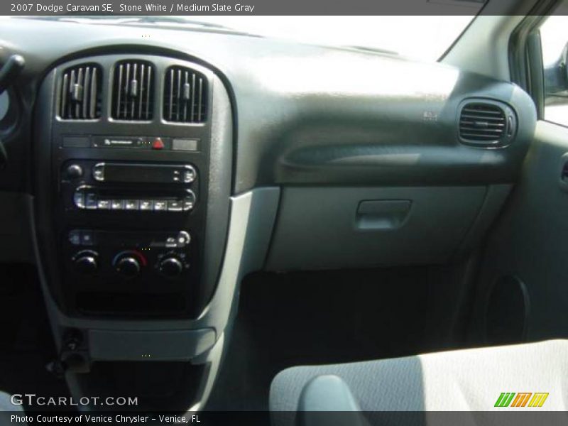 Stone White / Medium Slate Gray 2007 Dodge Caravan SE