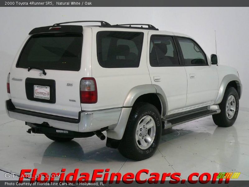 Natural White / Oak 2000 Toyota 4Runner SR5