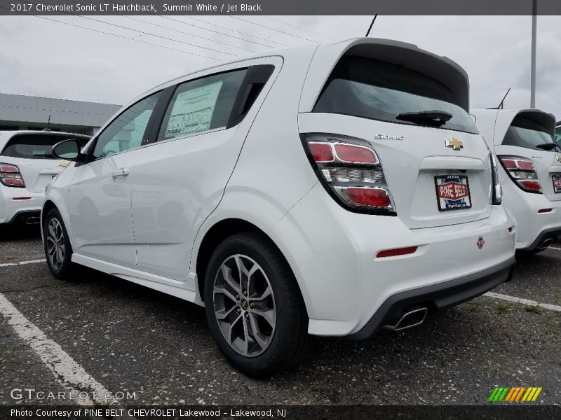 Summit White / Jet Black 2017 Chevrolet Sonic LT Hatchback