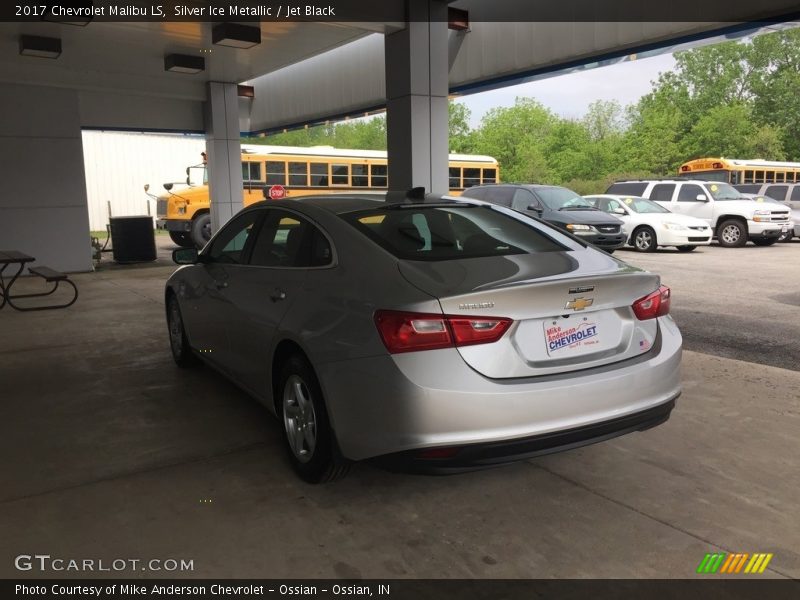Silver Ice Metallic / Jet Black 2017 Chevrolet Malibu LS