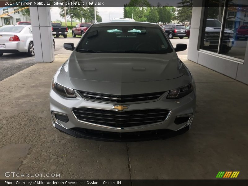 Silver Ice Metallic / Jet Black 2017 Chevrolet Malibu LS