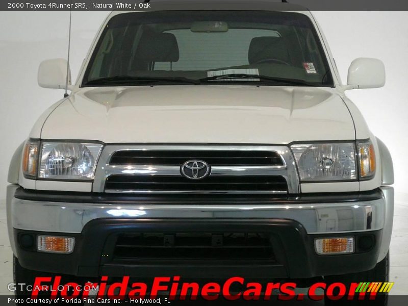 Natural White / Oak 2000 Toyota 4Runner SR5