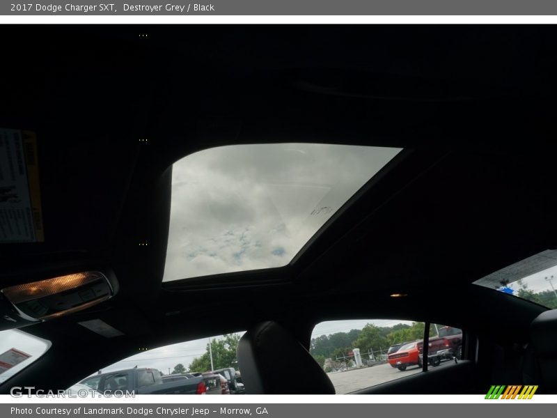 Destroyer Grey / Black 2017 Dodge Charger SXT