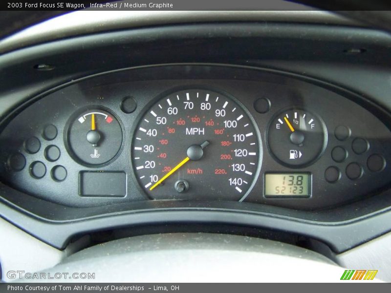 Infra-Red / Medium Graphite 2003 Ford Focus SE Wagon