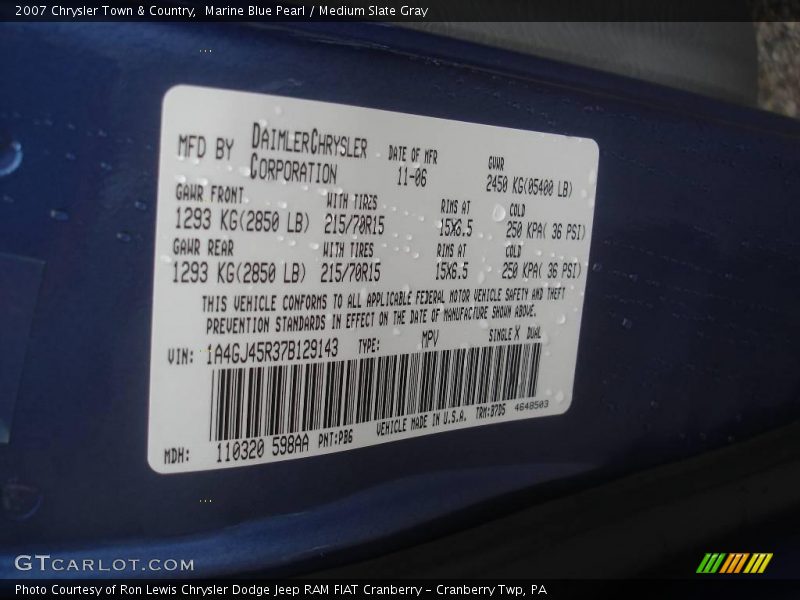 Marine Blue Pearl / Medium Slate Gray 2007 Chrysler Town & Country