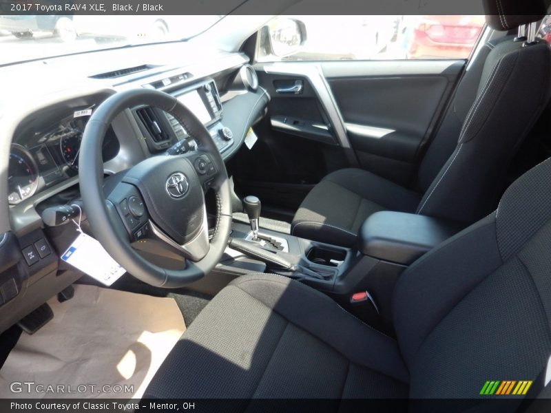 Black / Black 2017 Toyota RAV4 XLE