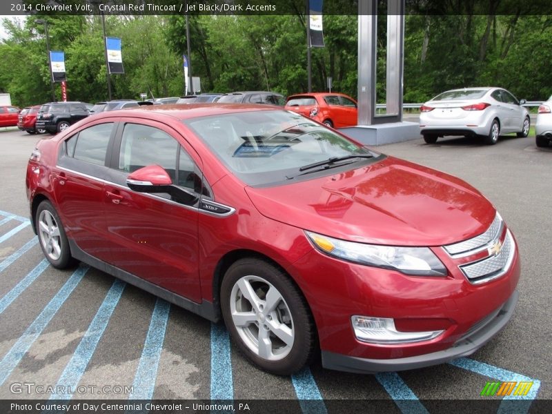 Front 3/4 View of 2014 Volt 