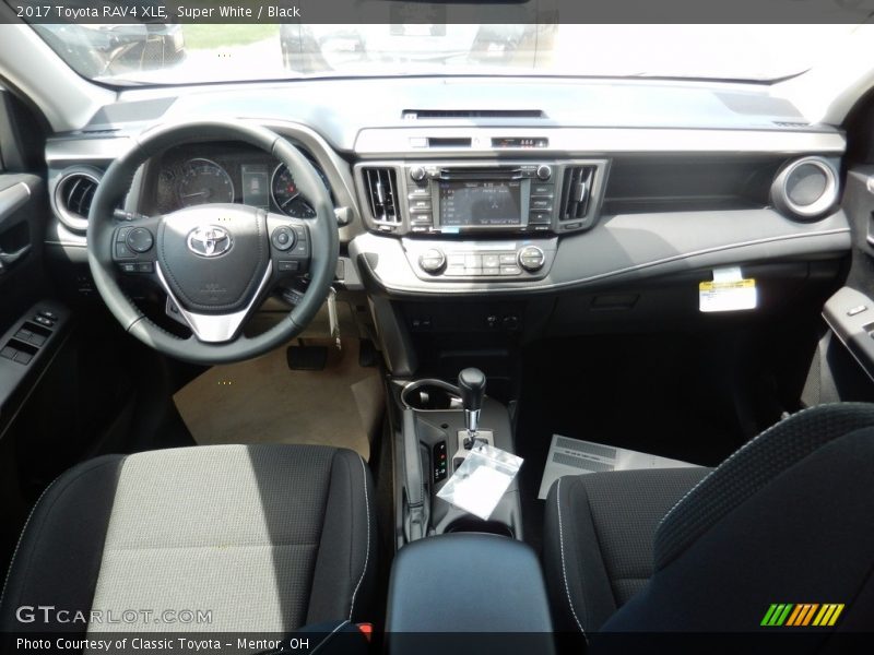 Super White / Black 2017 Toyota RAV4 XLE
