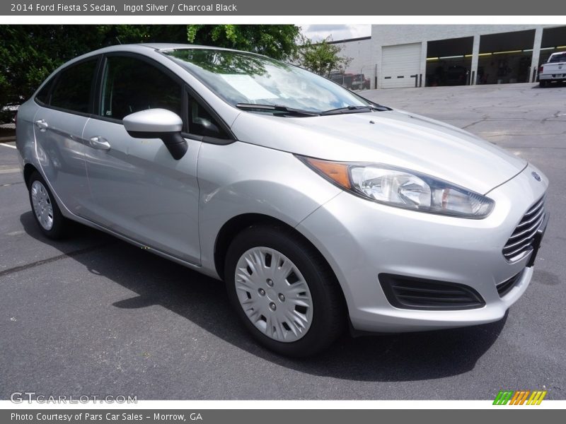 Ingot Silver / Charcoal Black 2014 Ford Fiesta S Sedan
