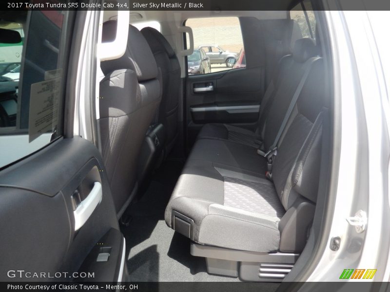Silver Sky Metallic / Black 2017 Toyota Tundra SR5 Double Cab 4x4