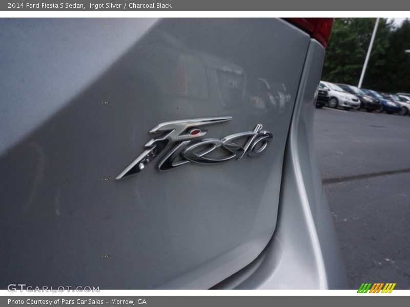 Ingot Silver / Charcoal Black 2014 Ford Fiesta S Sedan