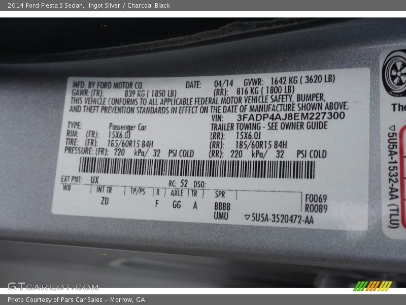 Ingot Silver / Charcoal Black 2014 Ford Fiesta S Sedan