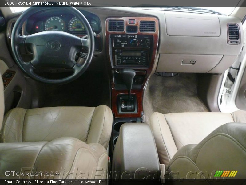 Natural White / Oak 2000 Toyota 4Runner SR5