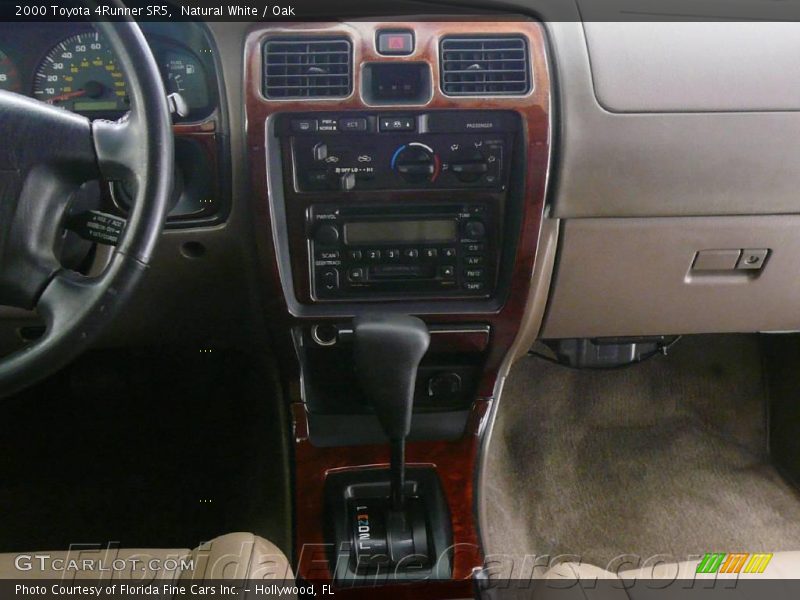 Natural White / Oak 2000 Toyota 4Runner SR5