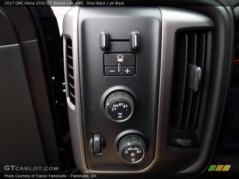 Controls of 2017 Sierra 1500 SLT Double Cab 4WD