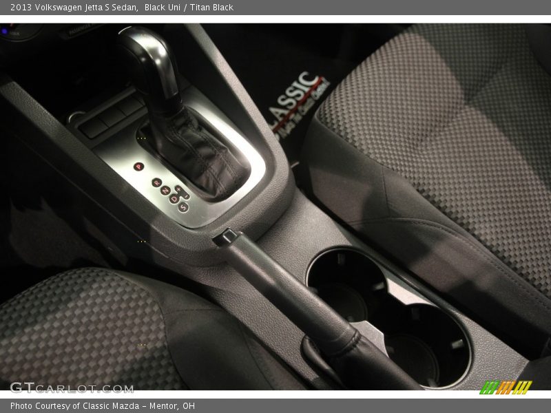 Black Uni / Titan Black 2013 Volkswagen Jetta S Sedan