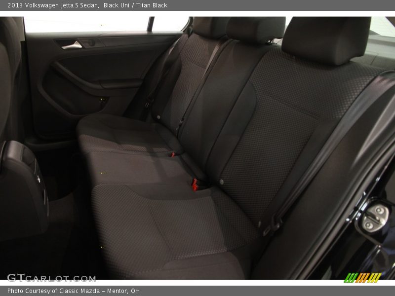 Black Uni / Titan Black 2013 Volkswagen Jetta S Sedan