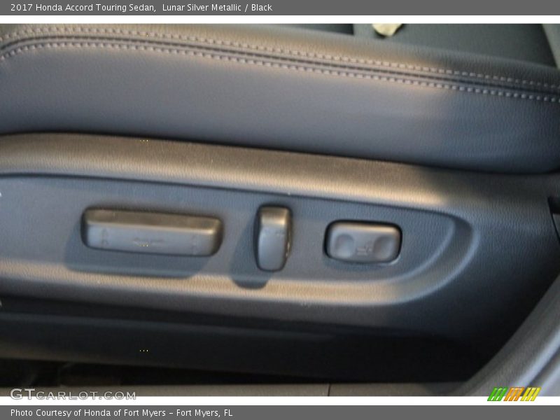 Lunar Silver Metallic / Black 2017 Honda Accord Touring Sedan